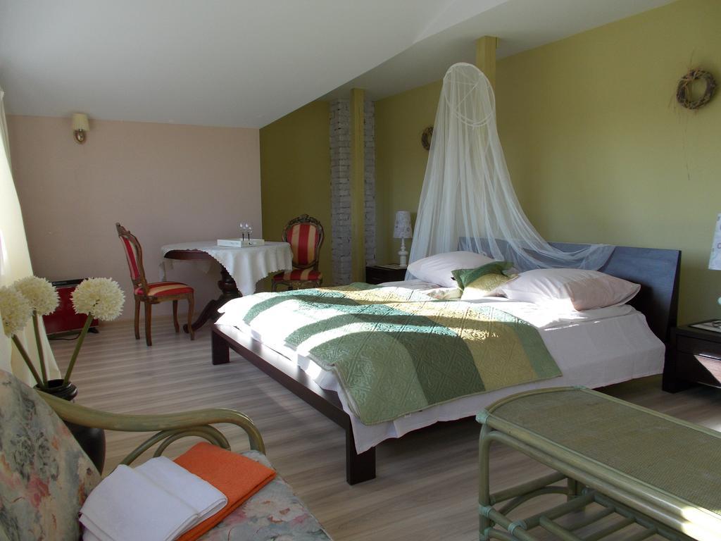 Bed and Breakfast Bolimowianka Habitación foto