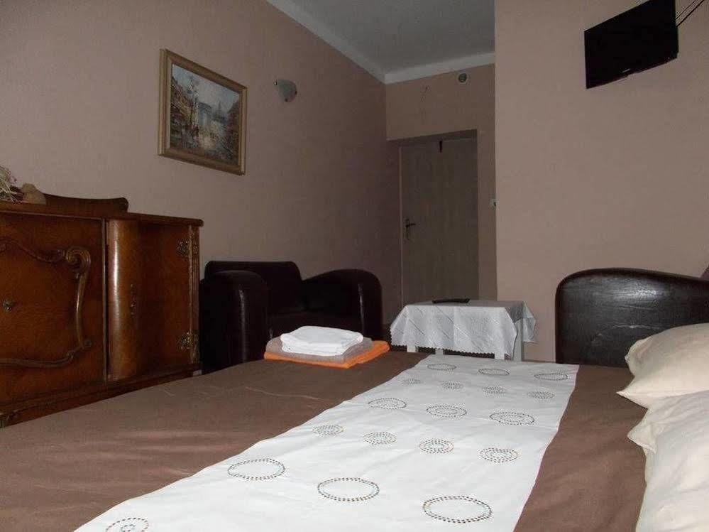 Bed and Breakfast Bolimowianka Exterior foto